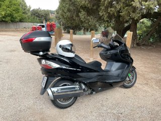 Suzuki Burgman 400 Negra