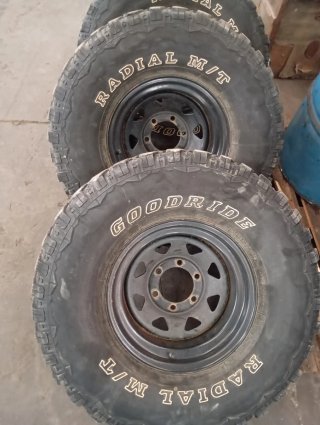 Llantas 15 y Ruedas 33x12.5 R15