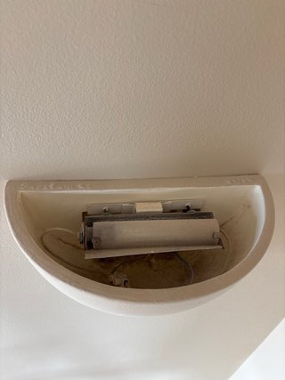 Lámpara de pared blanca
