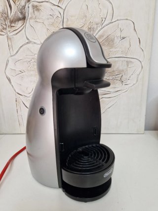 Cafetera Dolce Gusto Plata