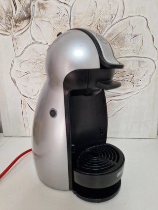 Cafetera Dolce Gusto Plata