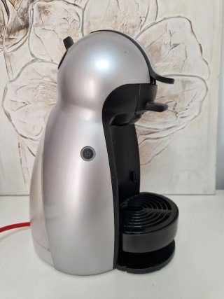 Cafetera Dolce Gusto Plata