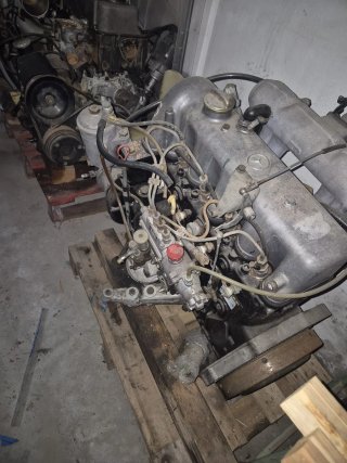 Motor y Caja Mercedes Colas