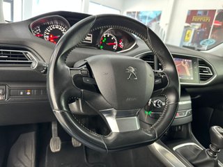 PEUGEOT 308 SW Allure BlueHDI 130 SS