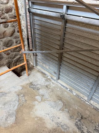 Puerta de garaje 350x230 con motor