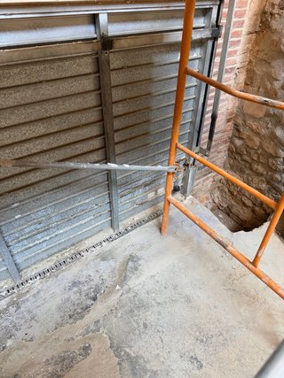 Puerta de garaje 350x230 con motor