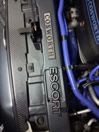 Logotipo Escort Cosworth Original