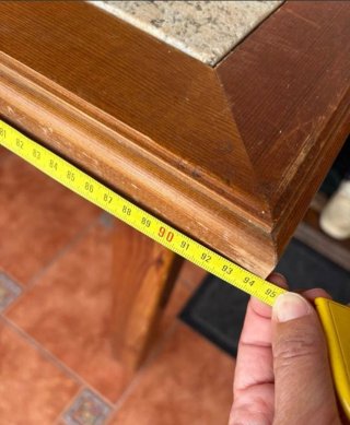 Mesa de cocina con tapa de granito