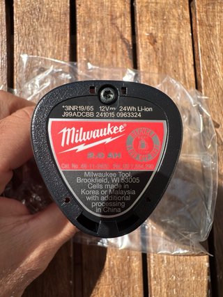 Batería Milwaukee M12 2.0Ah
