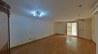 Piso en venta en El Raval en Barcelona
