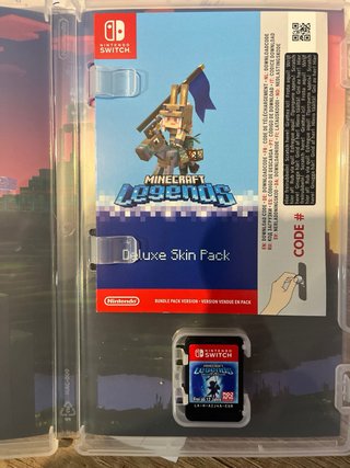 Nintendo Switch Minecraft Legends Deluxe
