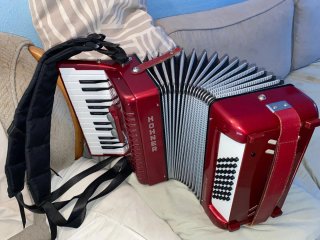 Acordeón Hohner Student IV M 40 Bajos