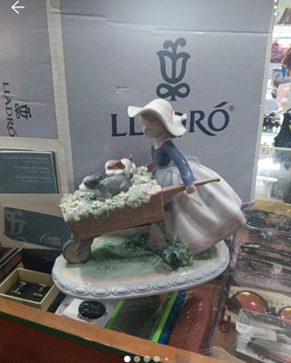 Statuetta Lladró Bambina con Carriola