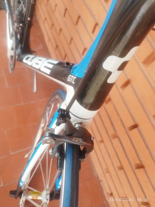 Bicicleta Carretera Cube Agree GTC Pro Di2