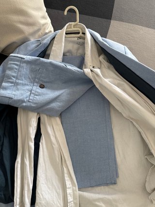 Traje azul claro y blanco niño 8/10 años