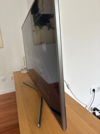 Televisor Samsung 110x64cm