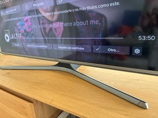Televisor Samsung 110x64cm