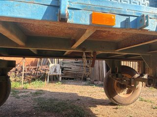 Remolque agrícola sin basculante