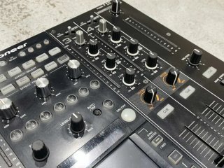 Pioneer DJM-2000 Nexus + Flightcase
