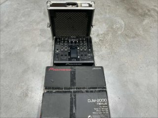 Pioneer DJM-2000 Nexus + Flightcase
