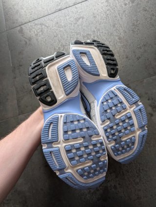 Zapatillas Nike V2K Mujer Blancas y Azules