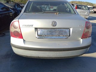 Volkswagen 1842667 motor awx passat berlina (3b3)