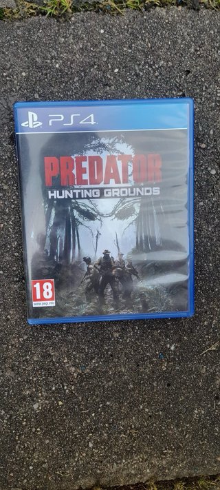 PS4 Predator Hunting Grounds