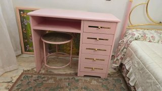 Dormitorio infantil niña rosa y dorado