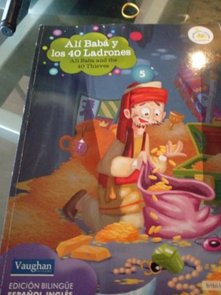 Lote de cuentos español/ingles