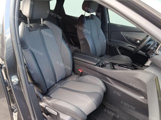 Peugeot 3008 Hybrid 180 e-EAT8 Allure Pack