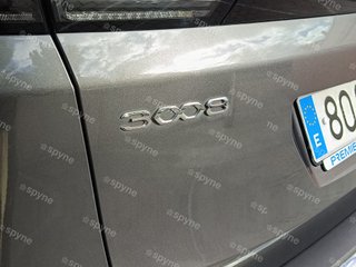 Peugeot 3008 Hybrid 180 e-EAT8 Allure Pack