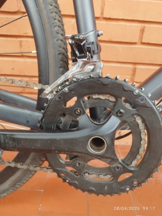 Bicicleta Gravel Triban RC 500 Negra