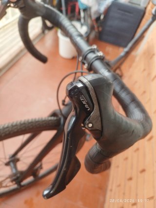Bicicleta Gravel Triban RC 500 Negra