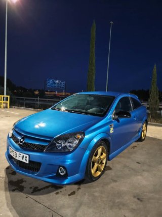 Opel Astra Gtc 1.6 gasolina OPC