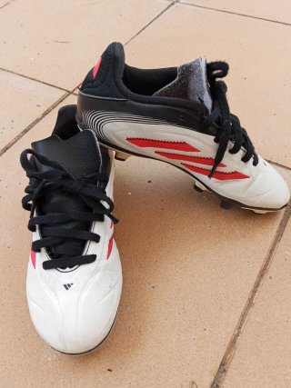 Botas fútbol niño Adidas Copa Talla 33
