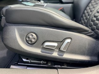 AUDI A6 RS 6 perform. 4.0 TFSI quattro tiptr Av.