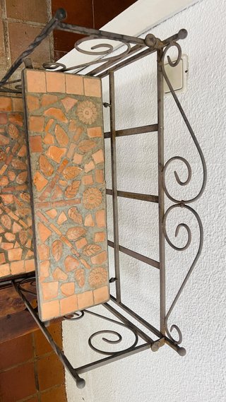 Estantería de jardín hierro y cerámica