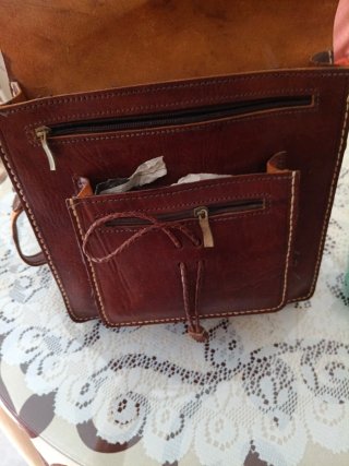 Bolso de piel marrón
