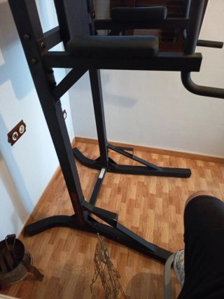 Máquina de dominadas y fondos