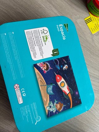 Puzzle Espacio 200 piezas que brilla