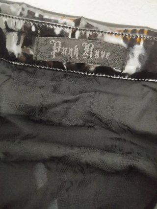 Blusa gótica Punk Rave negra con corsé