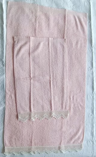 Coppia salviette rosa con bordo uncinetto