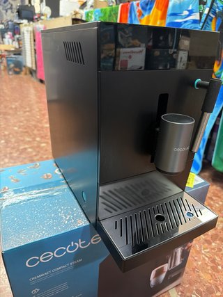 Cafetera Cecotec Cremmaet Compacta Negra