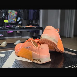 Zapatillas Nike Metcon Naranja