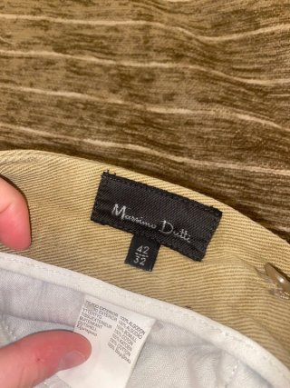Pantalones color marrón claro de Massimo Dutti