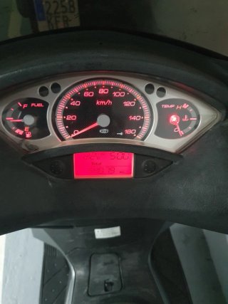 Yamaha Xmax 125i Negra