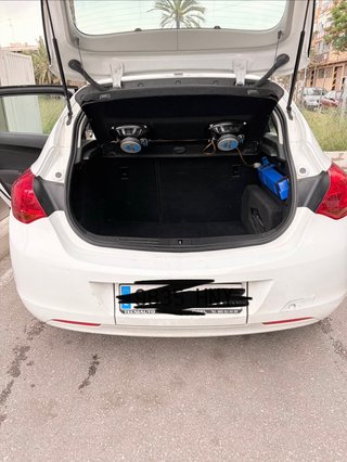 Opel Astra 2013 gasolina turbo 140 cv