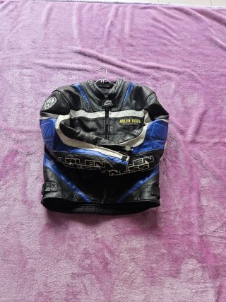 Blusão Arlen Ness Preto e Azul Tamanho 44