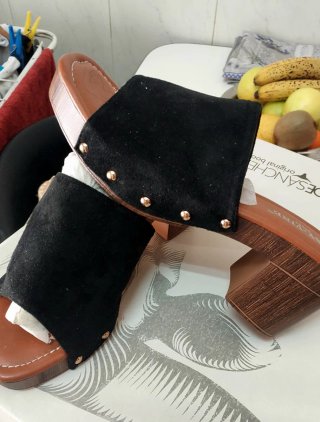 Zuecos negros tacón  talla 39