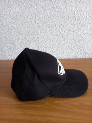 Gorra Vans Off The Wall Negra